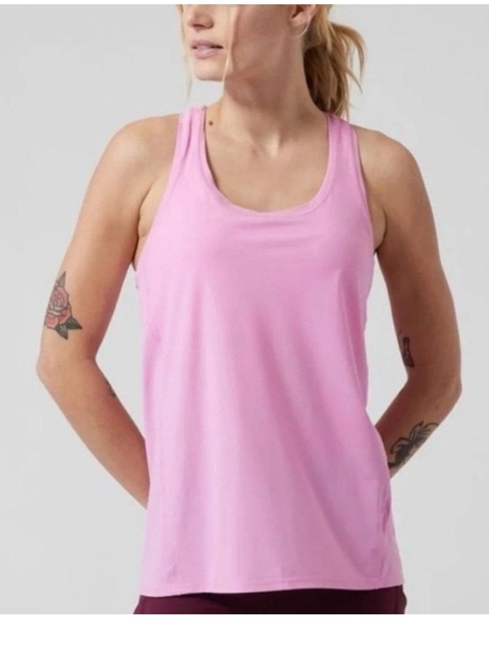 Athleta Ultimate Scoop Tank Pink Size 1X Lightweight Activewear Athleisure